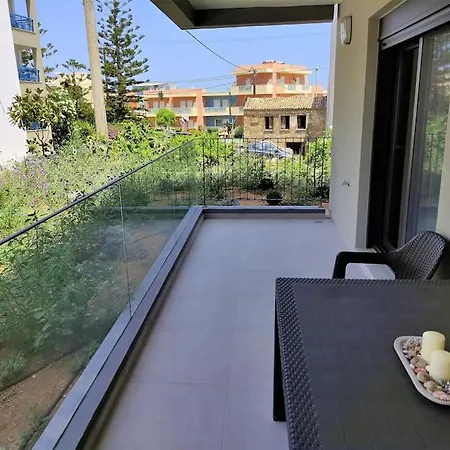 Brand New Next To The Beach, Peaceful Square, Garden View Апартаменты Ретимно
