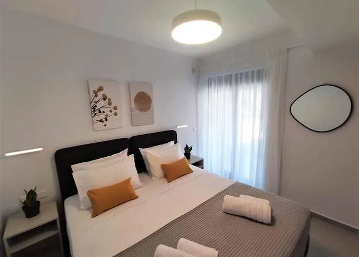 Apartament Brand New Next To The Beach, Peaceful Square, Garden View Retimno