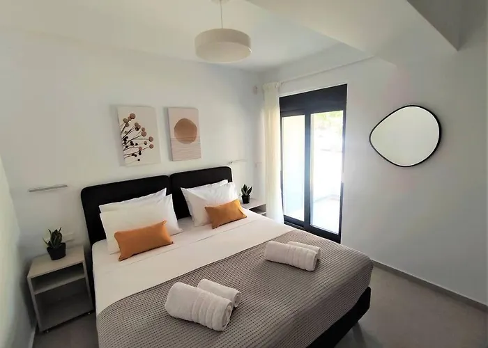 Apartament Brand New Next To The Beach, Peaceful Square, Garden View *