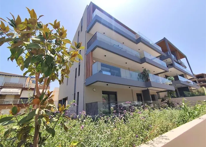 Brand New Next To The Beach, Peaceful Square, Garden View Apartament Retimno